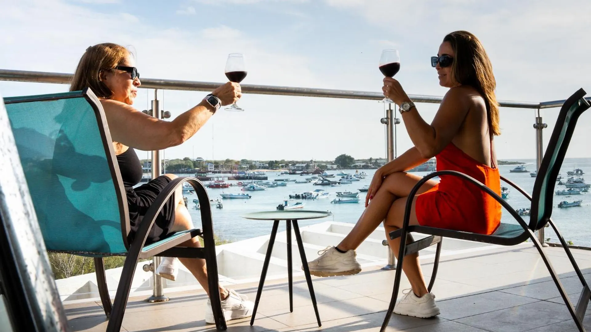 Seaside Hotel بويرتو بكويريزو مورينو الإكوادور