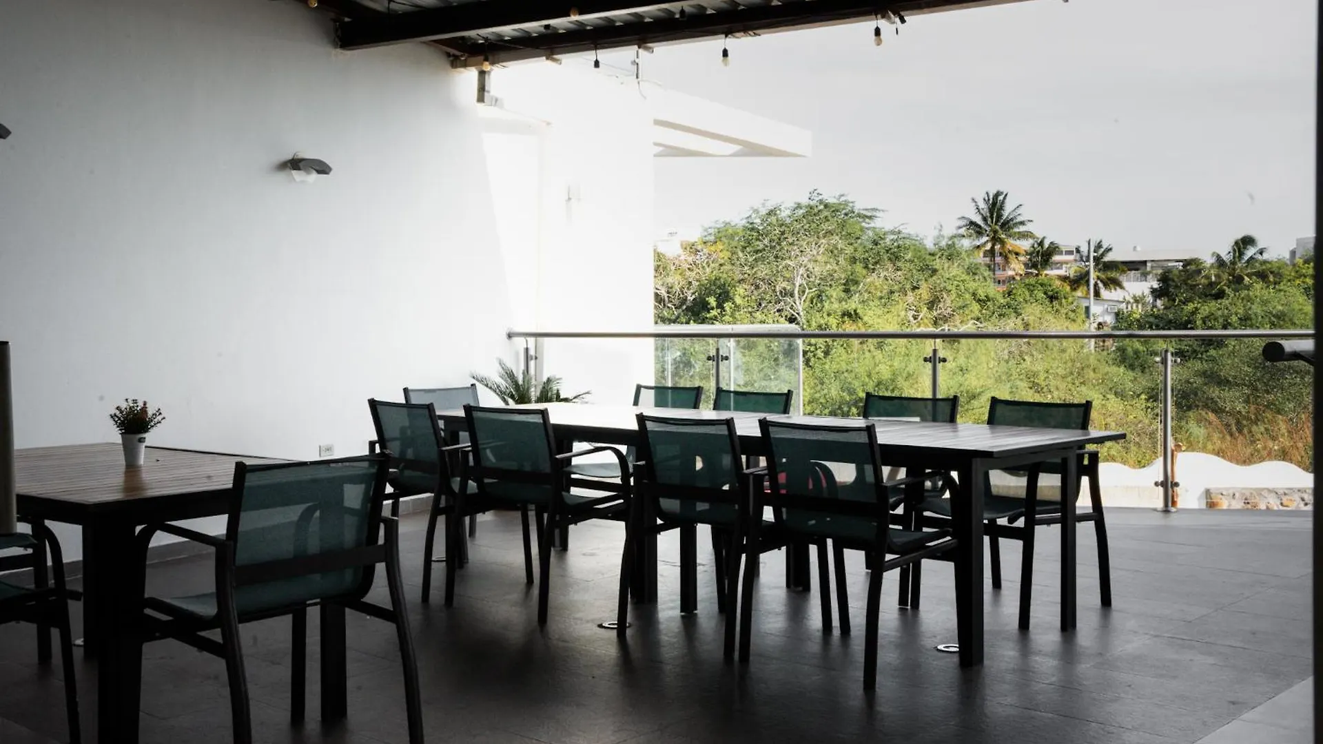 Seaside Hotel بويرتو بكويريزو مورينو