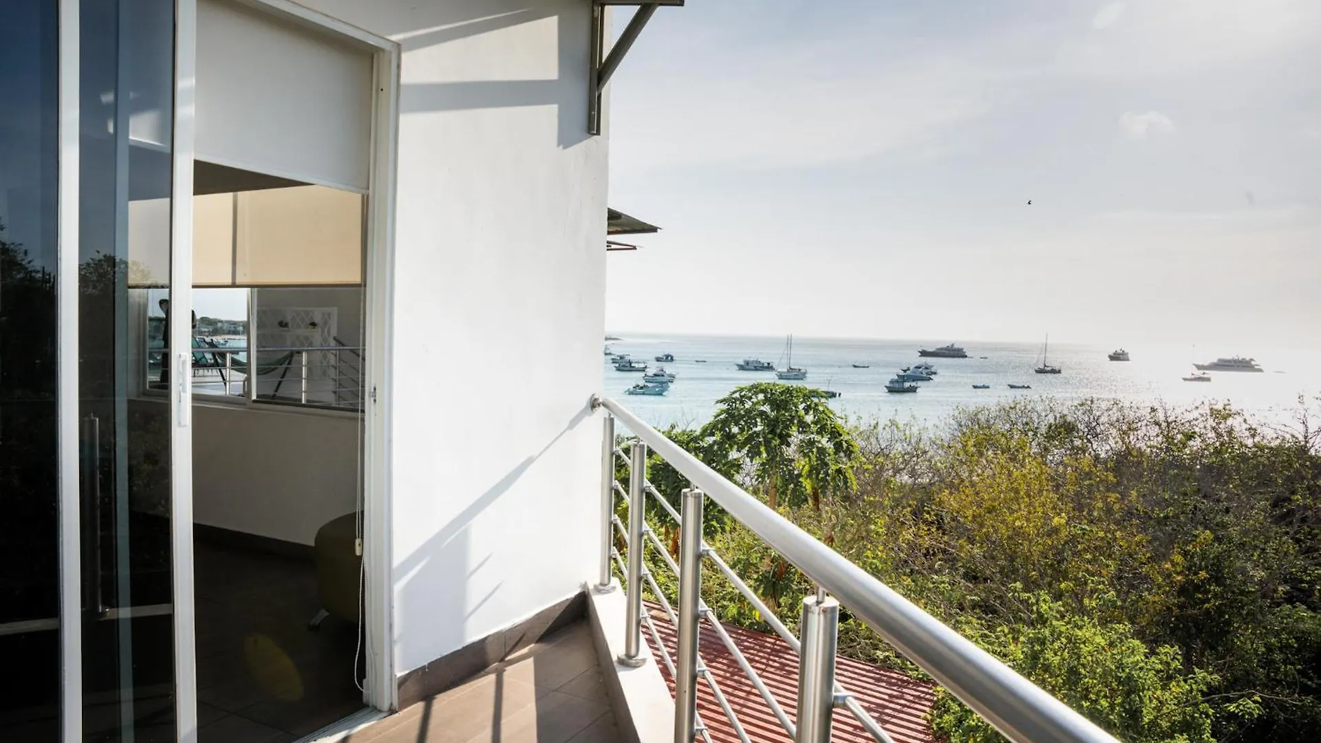 Seaside Hotel بويرتو بكويريزو مورينو الإكوادور